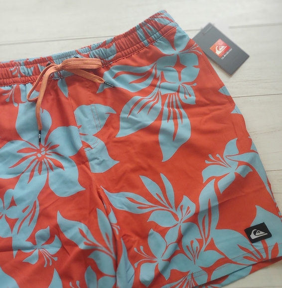 QUIKSILVER NEW Waterman Elastic lined Surf Shorts - Picture 4 of 16